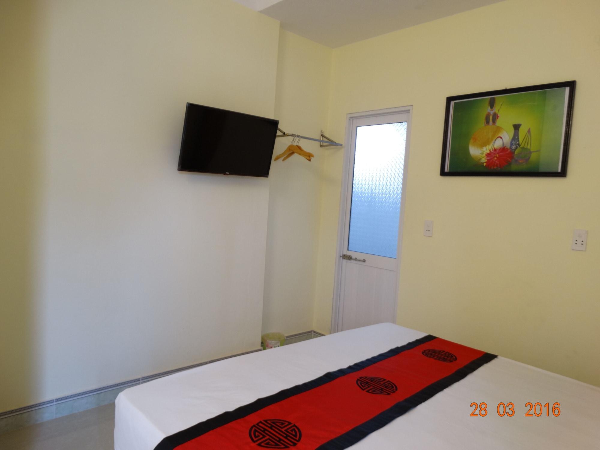 Yellow House Homestay Hoi An Esterno foto