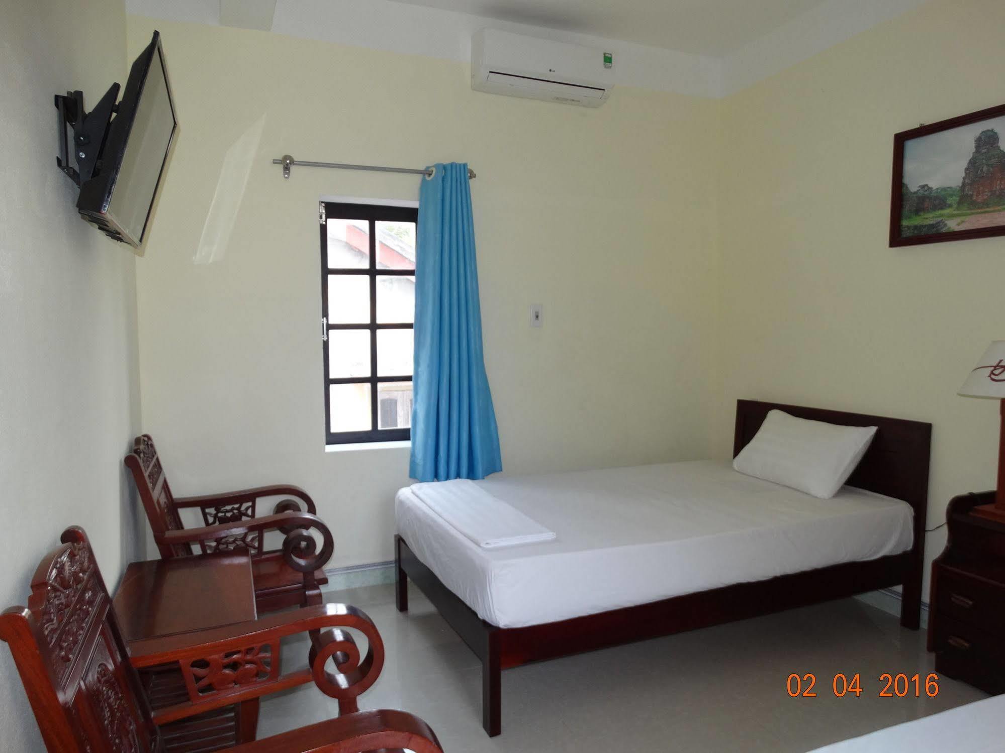 Yellow House Homestay Hoi An Esterno foto