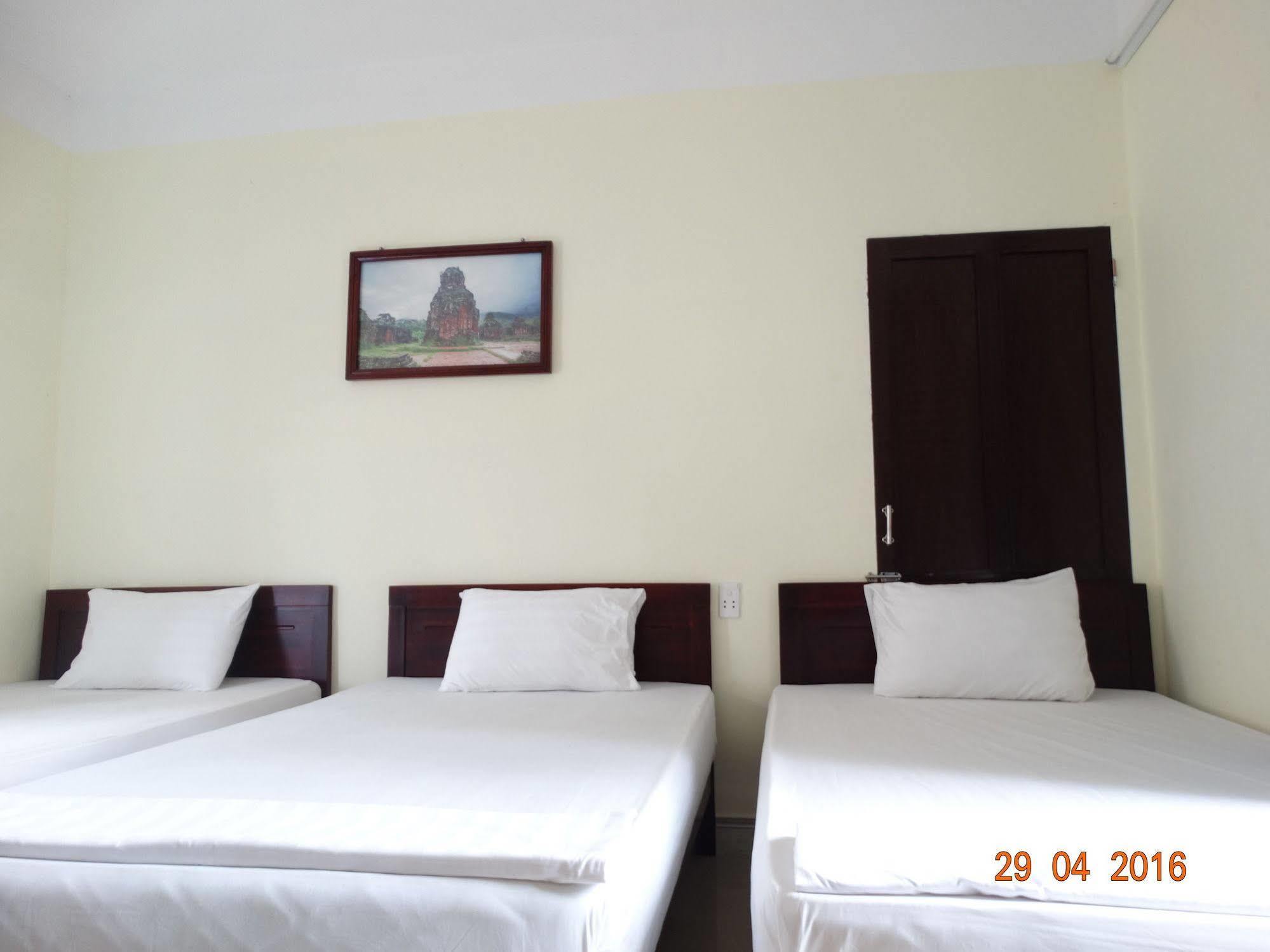 Yellow House Homestay Hoi An Esterno foto