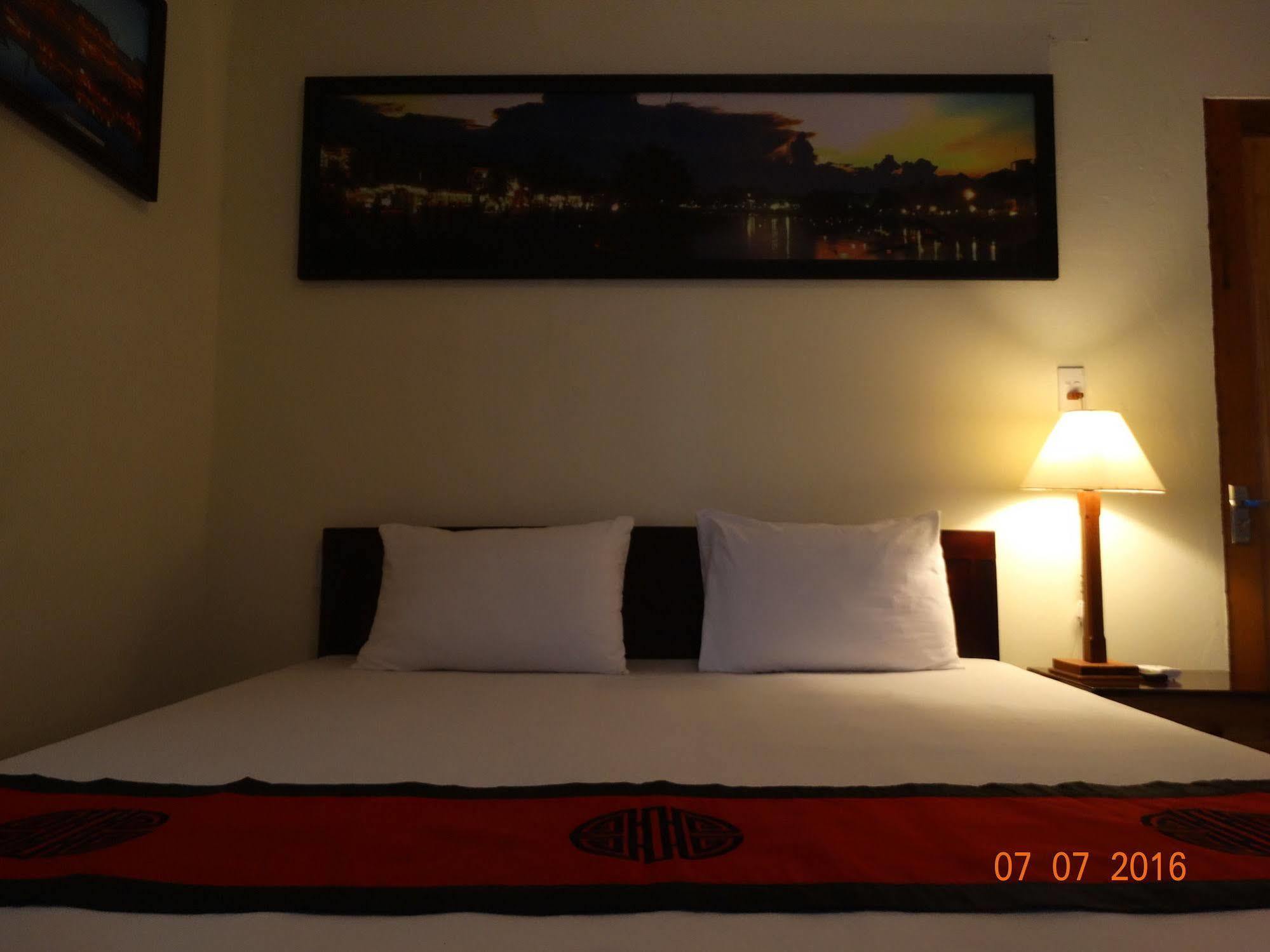 Yellow House Homestay Hoi An Esterno foto
