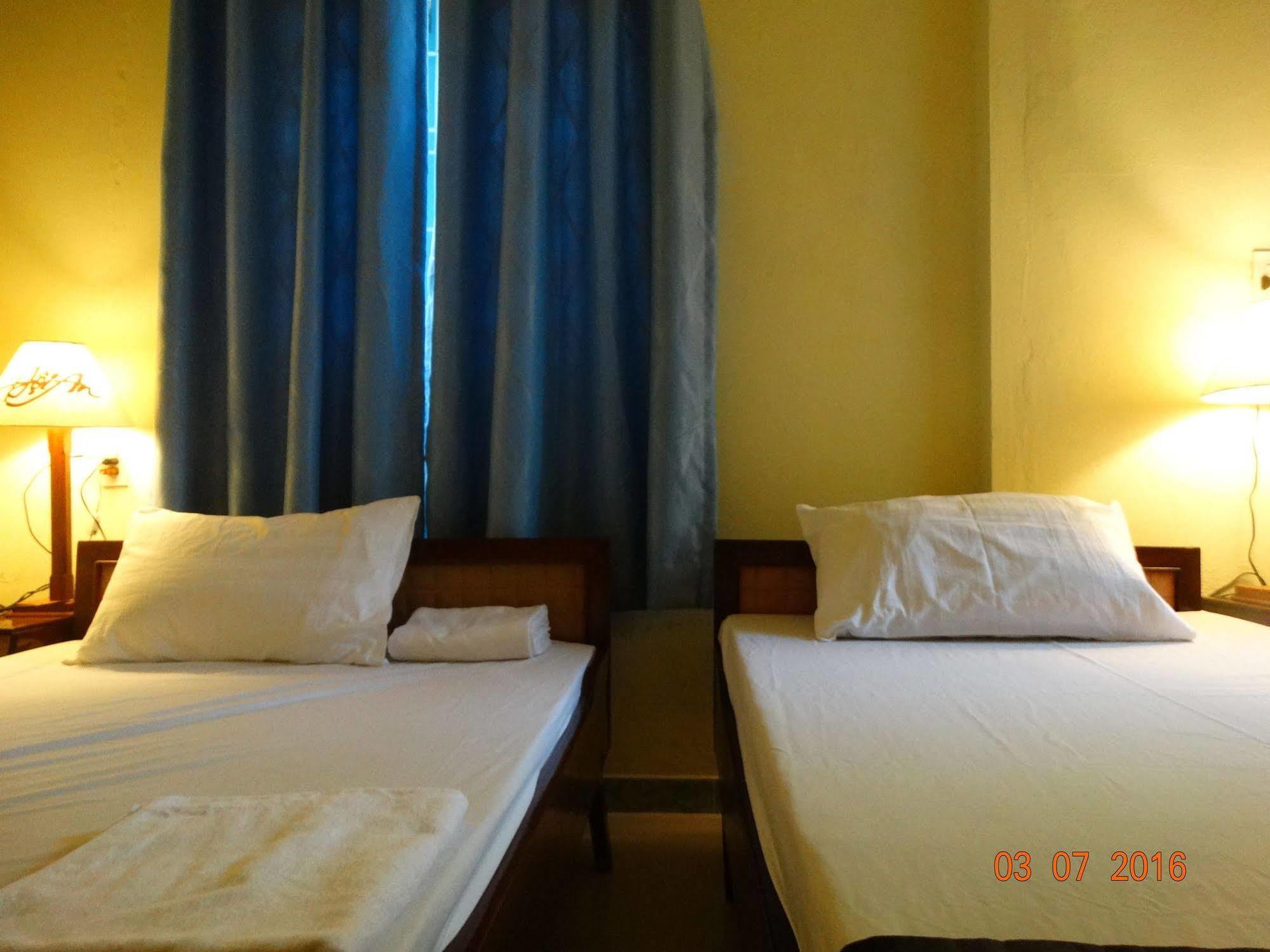 Yellow House Homestay Hoi An Esterno foto