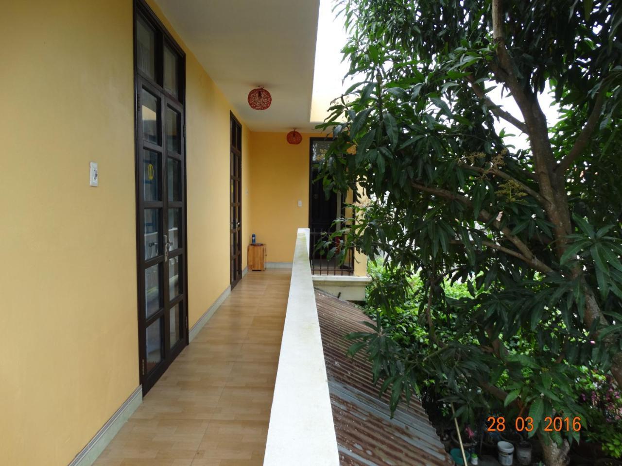 Yellow House Homestay Hoi An Esterno foto